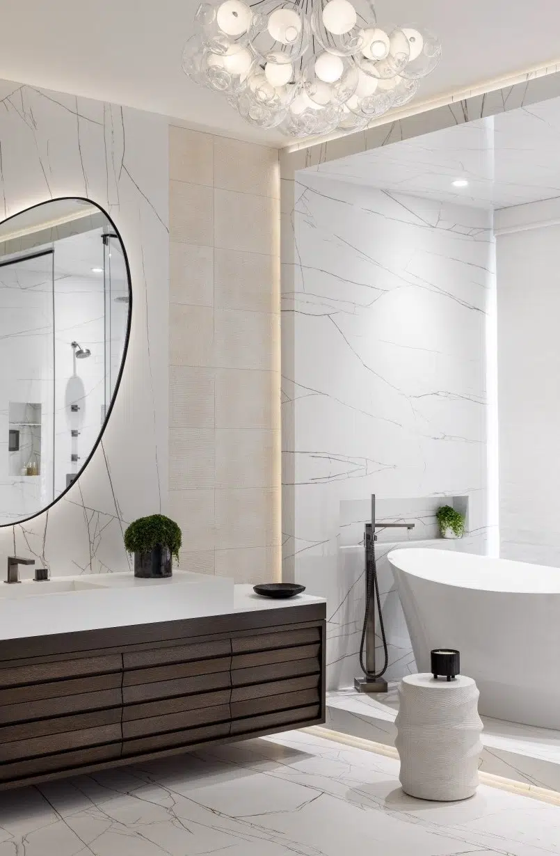 a room with a large mirror